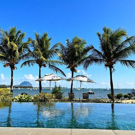 Latitude Luxury Seafront Suite Ривьер-Нуар Экстерьер фото